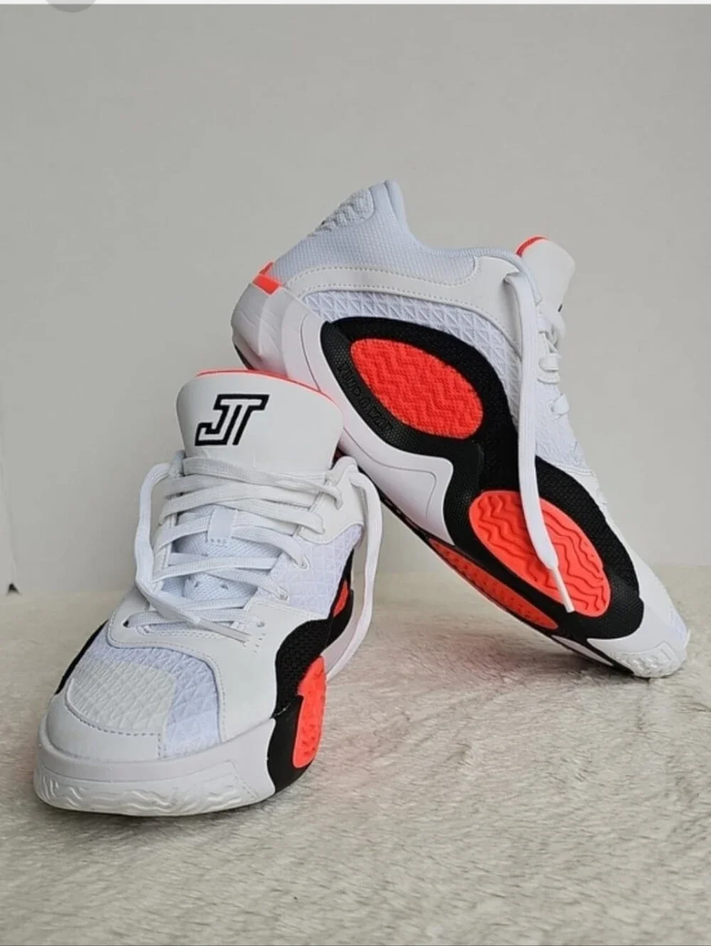 NWOB Jordan Tatum 2 Basketball Shoes White Black Red Men's Size 8.5 FJ6457-106